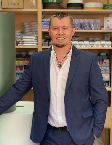 Дмитрий Богус - владелец магазина Woodlers